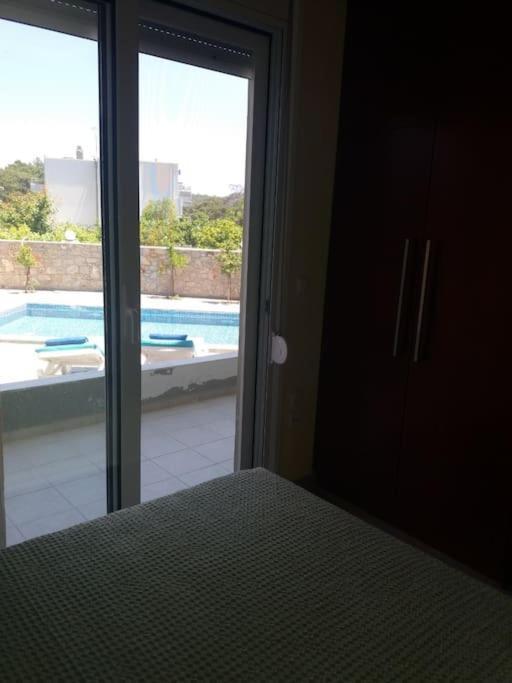 Greek Style Ground Floor Apartment & Pool Ialysos (Rhodes) Exterior foto