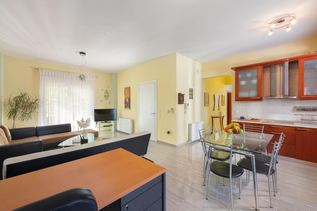 Greek Style Ground Floor Apartment & Pool Ialysos (Rhodes) Exterior foto