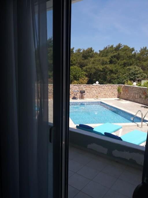 Greek Style Ground Floor Apartment & Pool Ialysos (Rhodes) Exterior foto
